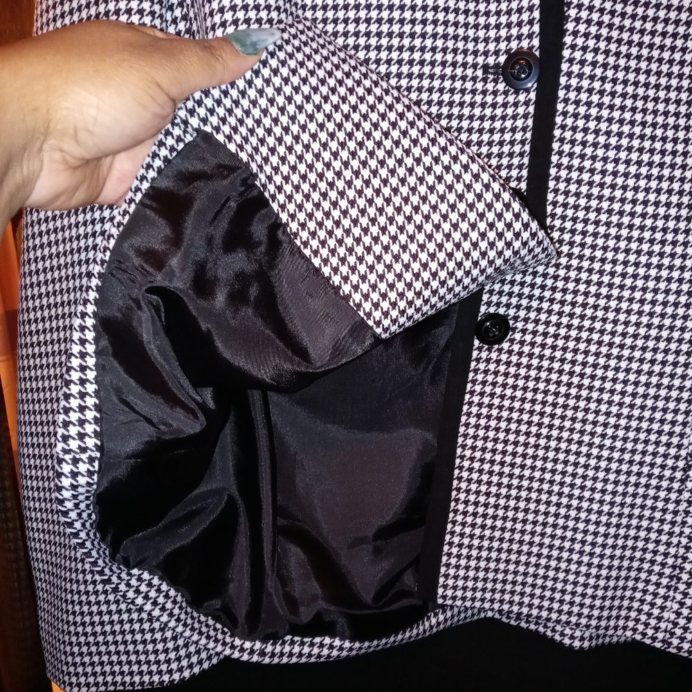 COLLECTIONS for LeSUIT Plaid Suit - Picture 9 of 9